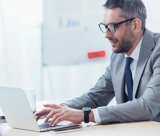 smiling-business-man-sap-business-one-integrations